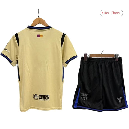 Barcelona Borte x Kobe Bryant Barn Draktsett 2025/26 – Trøye + Shorts + Strømper