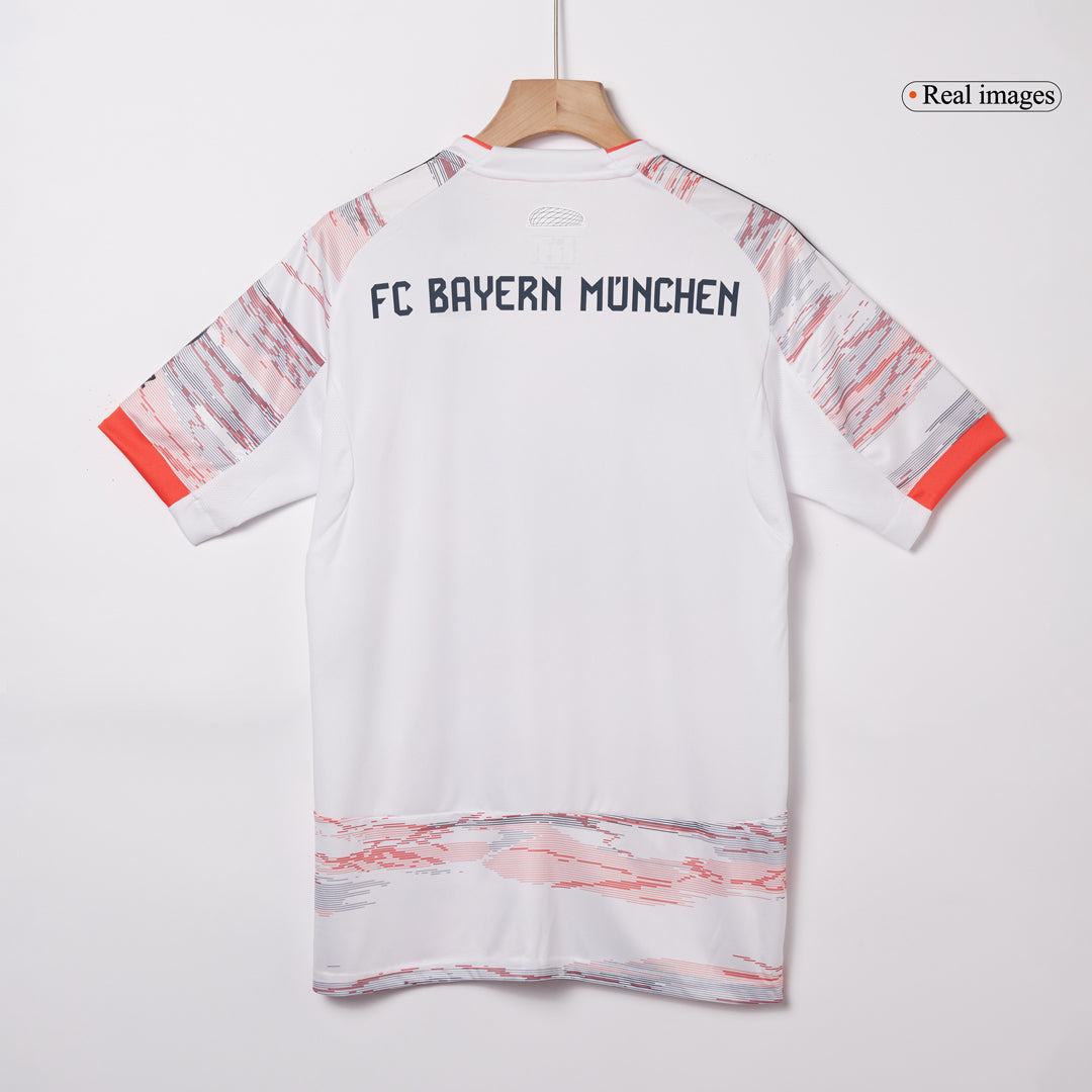 UPAMECANO #2 Bayern Munich Borte Herrer Fan-drakt 2025/26