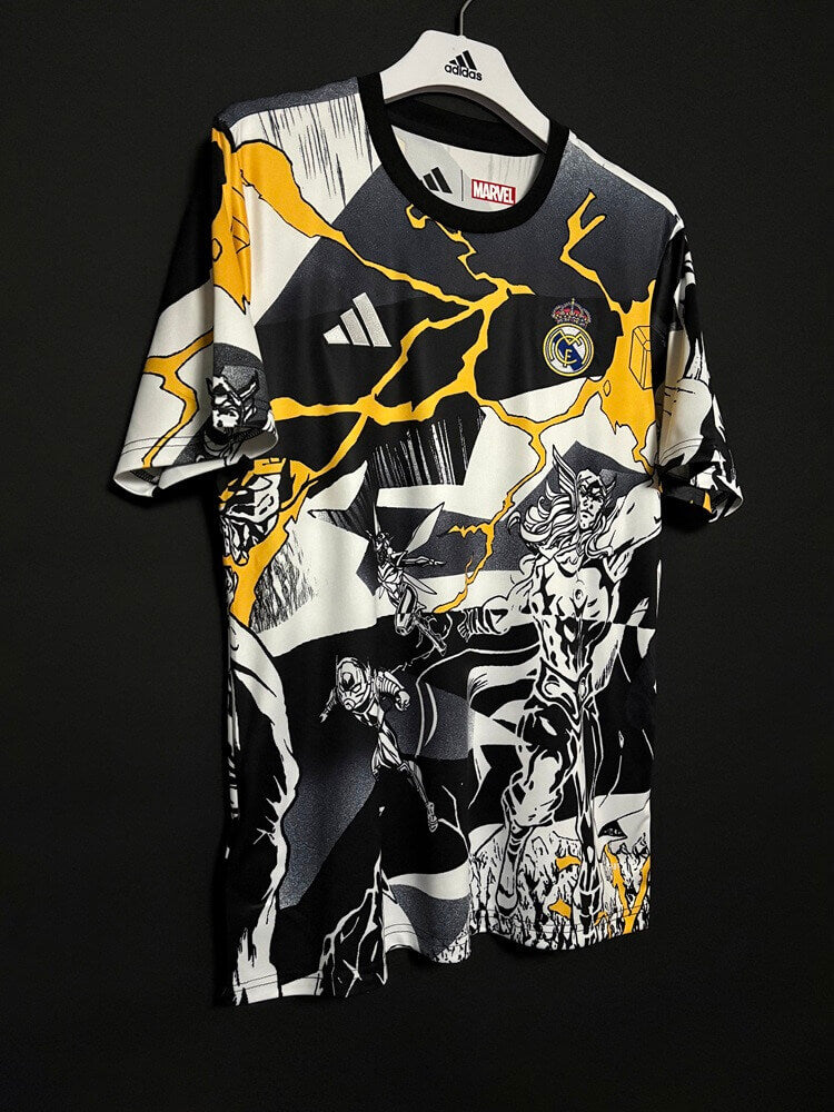 Real Madrid Marvel Warm Up Hvit/Svart Herrer Oppvarmingsdrakt 2025/26