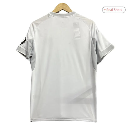 Real Madrid Hjemme MODRIĆ #10 Herrer Fan-drakt 2025/26